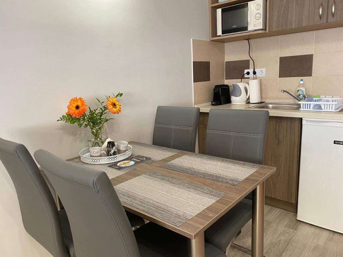 Oreo Apartman 埃格尔 外观 照片
