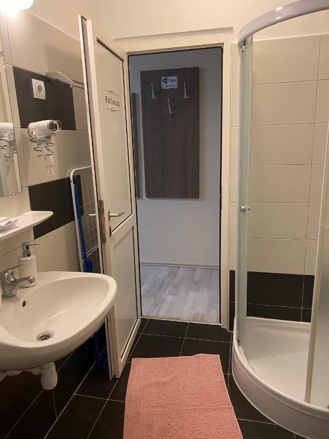 Oreo Apartman 埃格尔 外观 照片