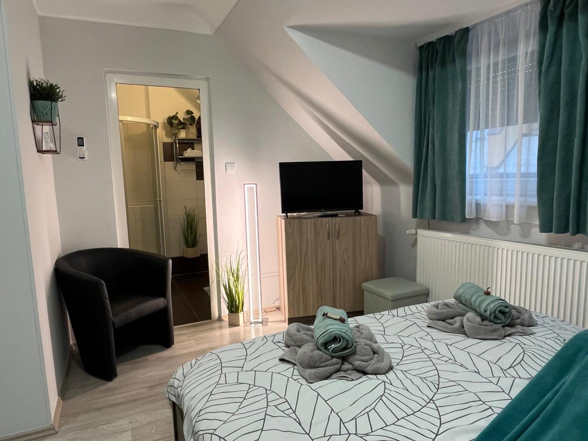 Oreo Apartman 埃格尔 外观 照片