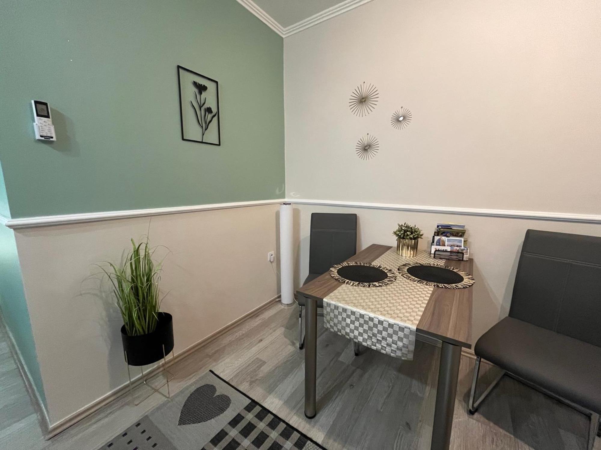 Oreo Apartman 埃格尔 外观 照片